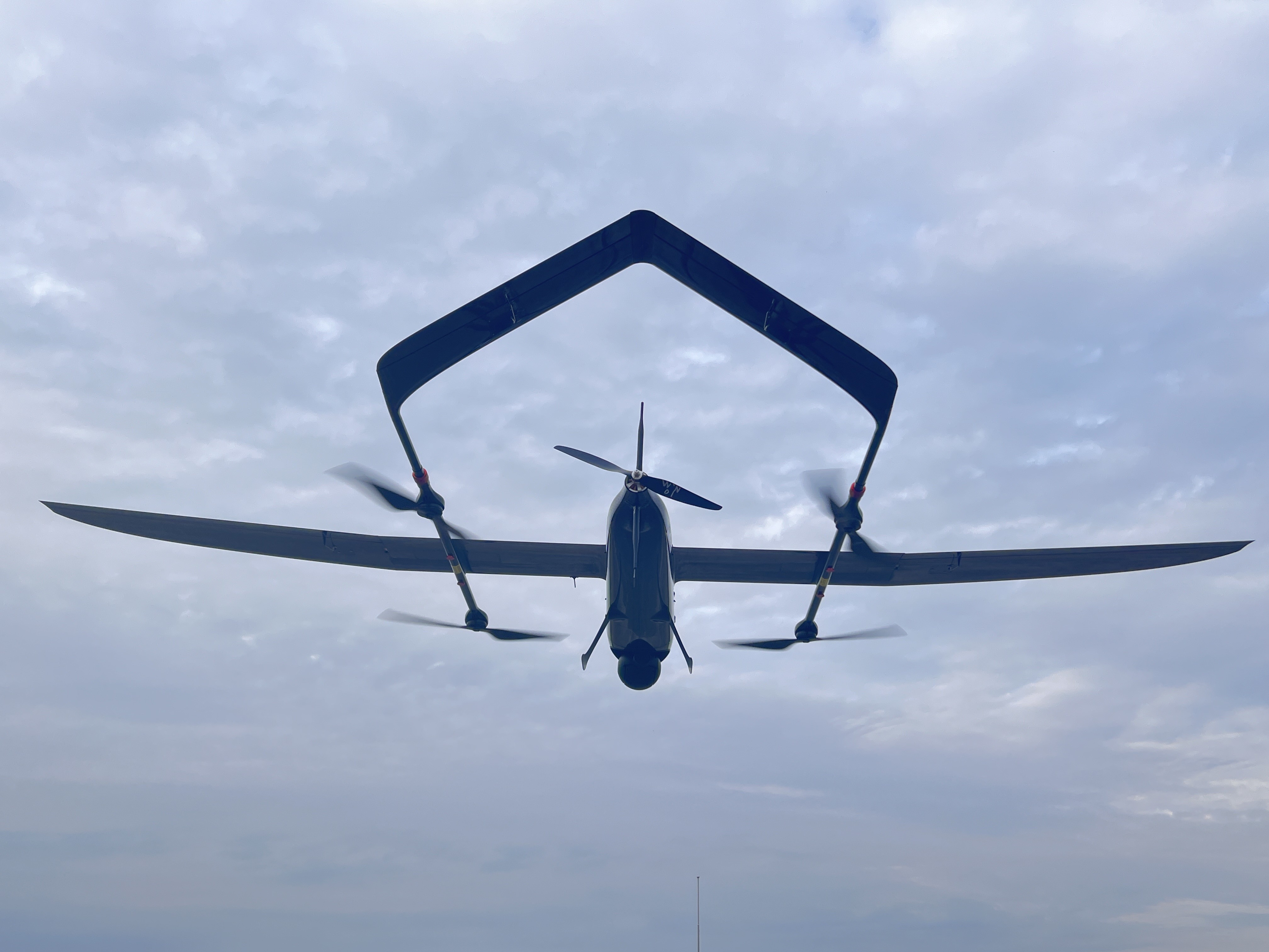 Flying Vt 150km 장거리 내구성 장거리 VTOL UAV 드론 6하우스 Vtol 무인 항공기 HS101A-VT-3000